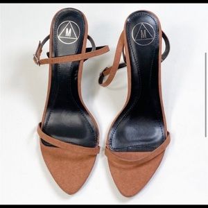 Brown heels, size 5, very comfy